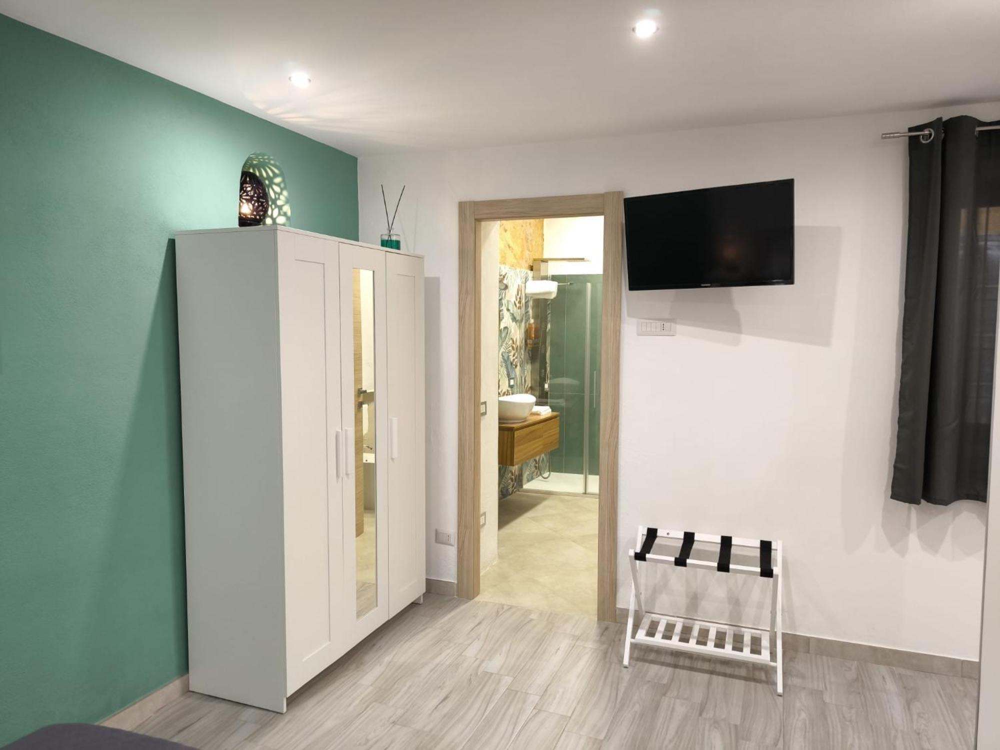 Studio Apartments Salvo 7 阿格里真托 外观 照片