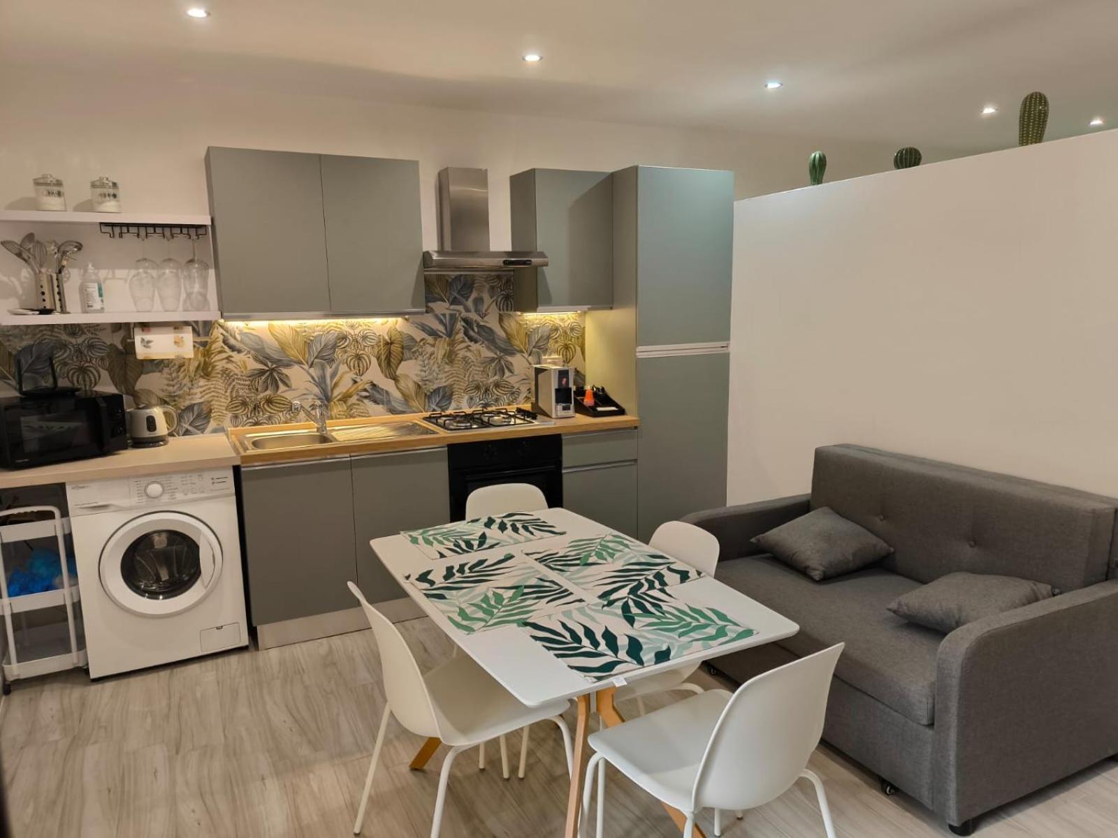 Studio Apartments Salvo 7 阿格里真托 外观 照片